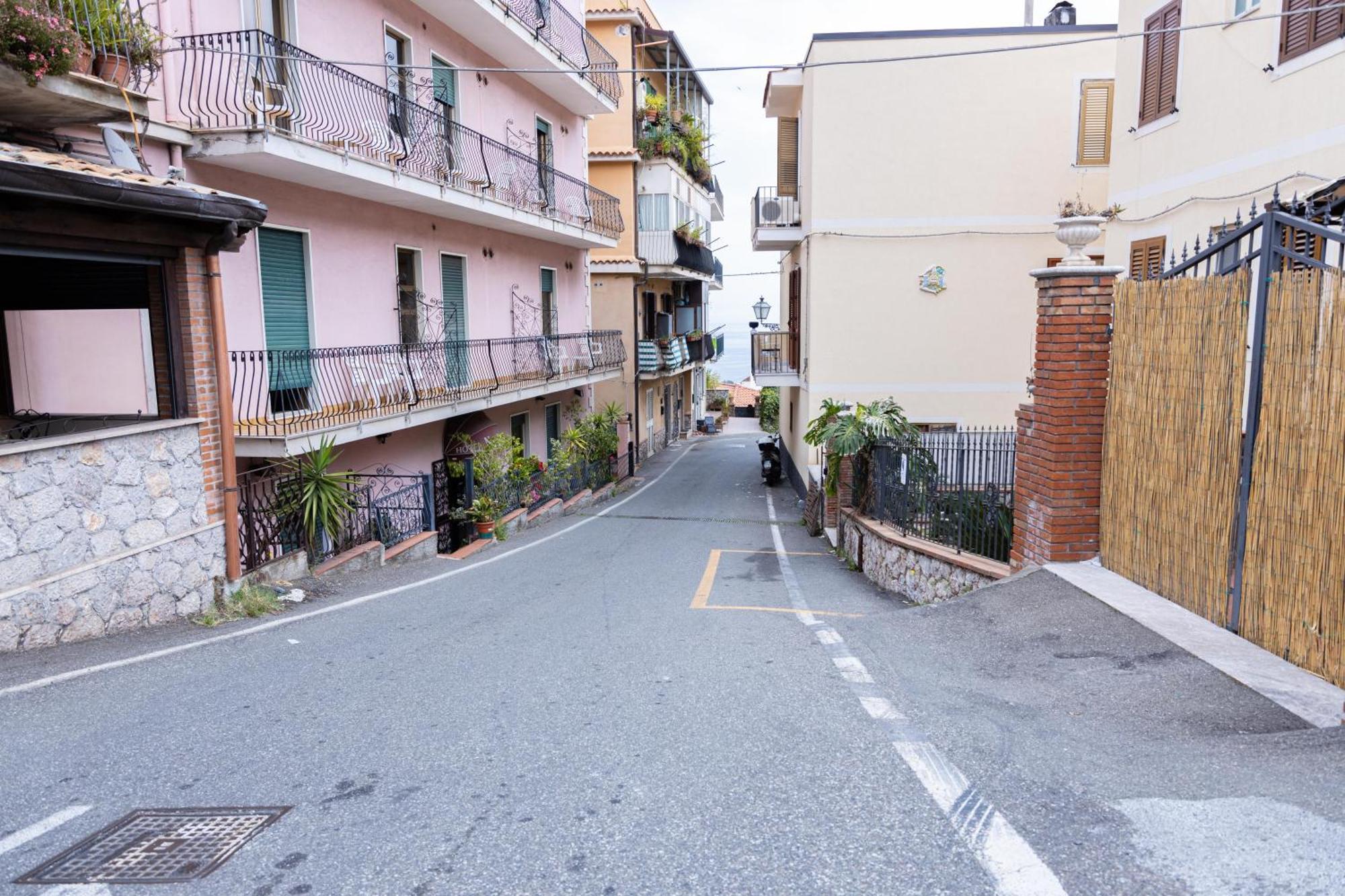Zen Orlando House Villa Taormina Luaran gambar